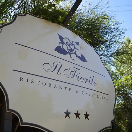 Szálloda Il Fiorile Borghetto Di Borbera